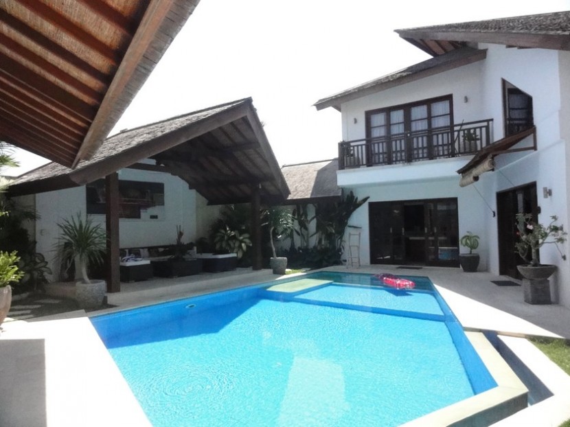 Blog mode Mélo l'imparfaitevilla origami pool and lounge seminyak